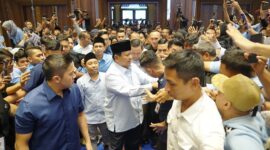Calon presiden nomor urut dua Prabowo Subianto Menghadiri acara Deklarasi Nasional Gerakan Muslim Persatuan Indonesia Cinta Tanah Air (Gempita) di Grand Sudirman Ballroom. (Dok. Tim Media Prabowo-Gibran)


